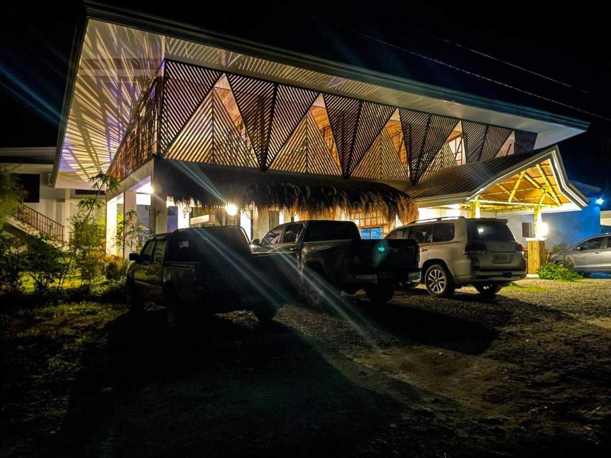 Red Picnic Hostel بنغلاو المظهر الخارجي الصورة
