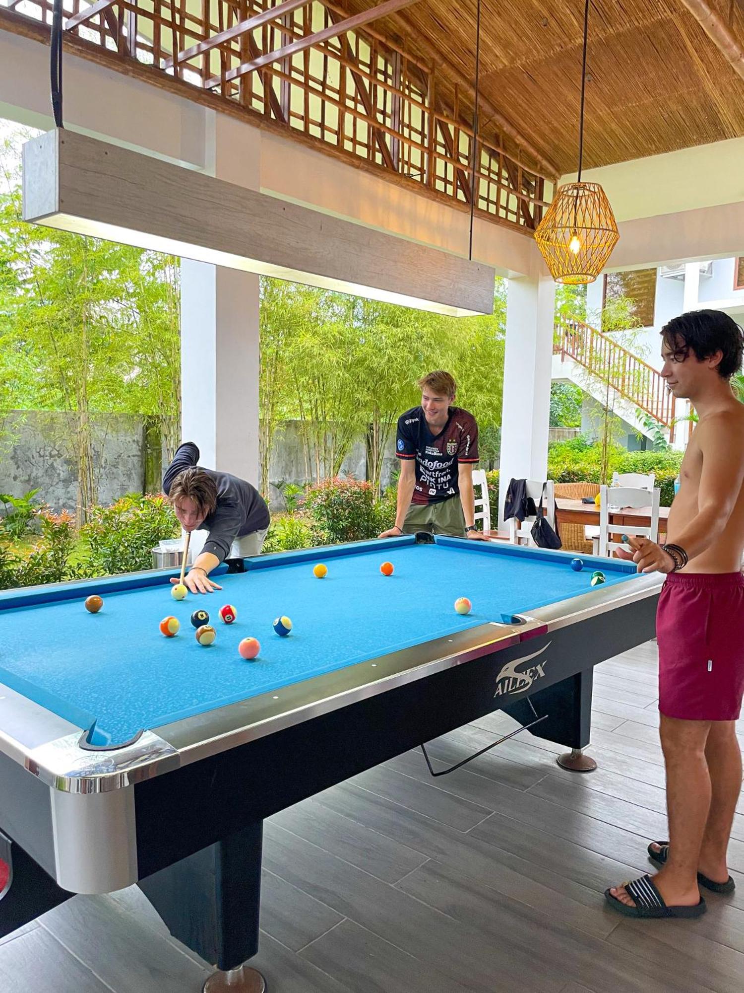 Red Picnic Hostel بنغلاو المظهر الخارجي الصورة