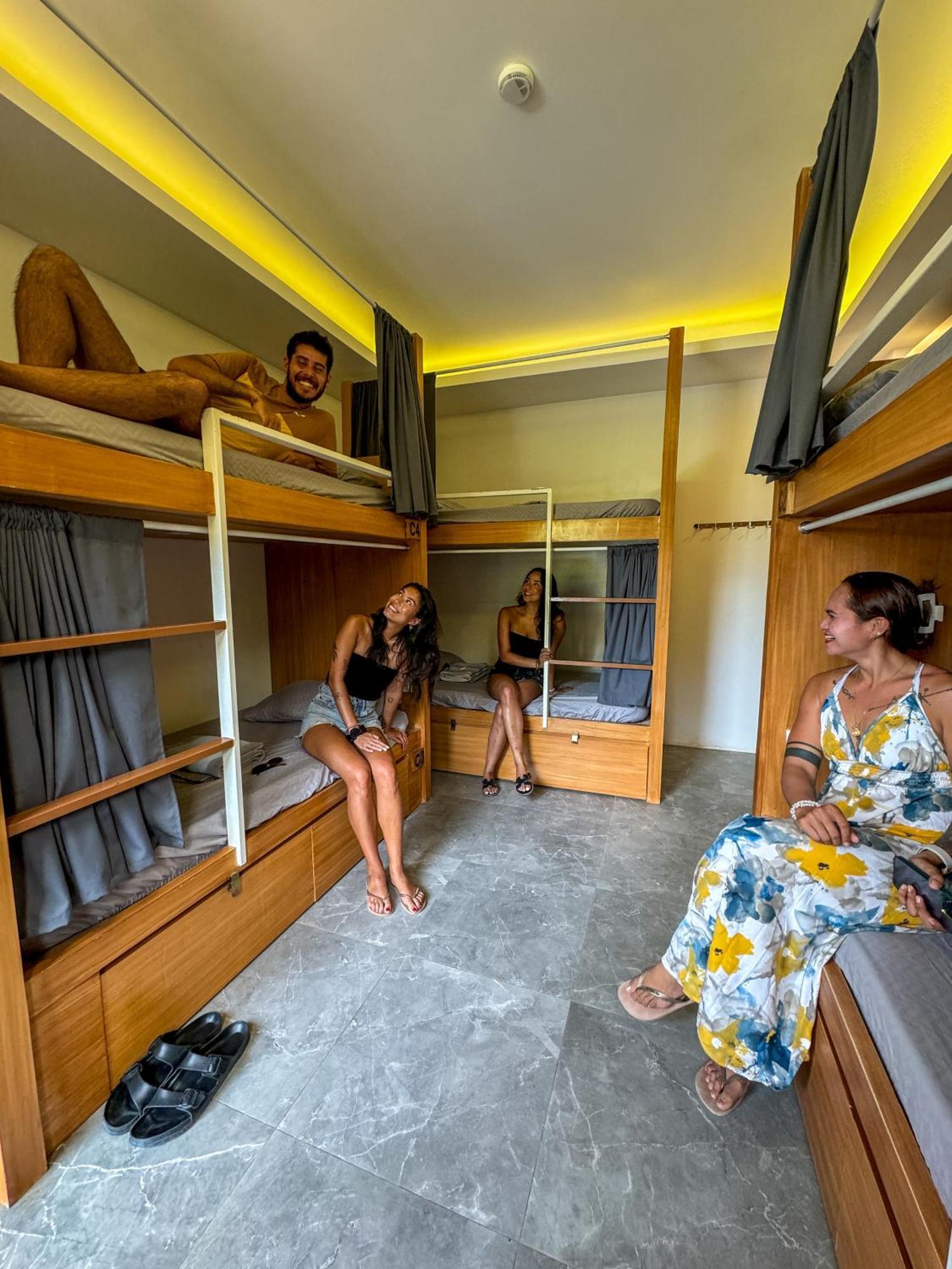 Red Picnic Hostel بنغلاو المظهر الخارجي الصورة