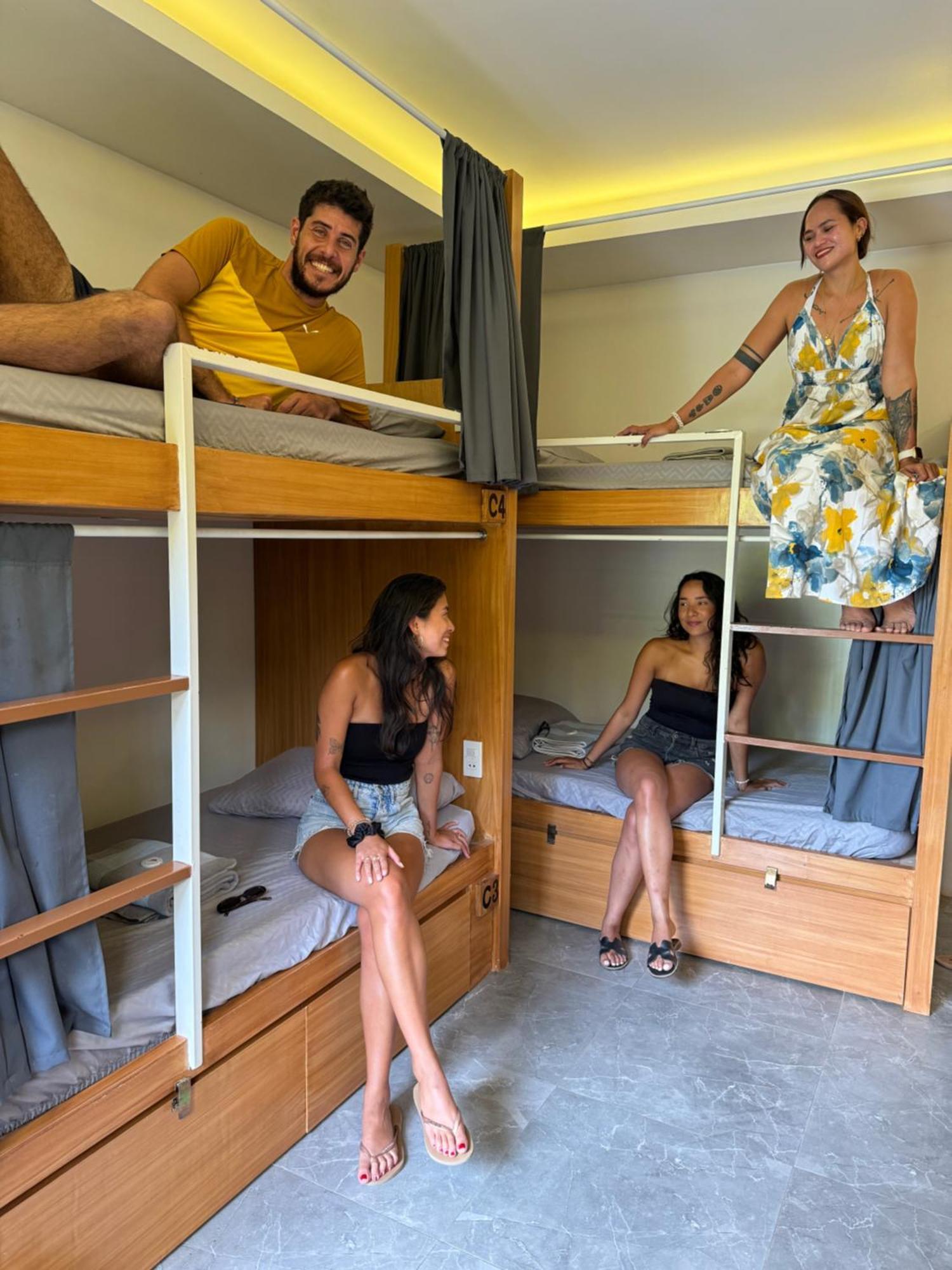 Red Picnic Hostel بنغلاو المظهر الخارجي الصورة